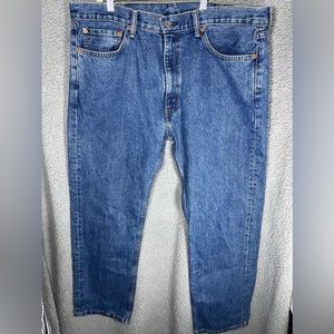 Levi’s 505 jeans men’s size 40x32 straight leg medium wash blue denim